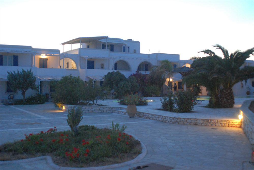 Fyrogenis Palace Páros 外观 照片
