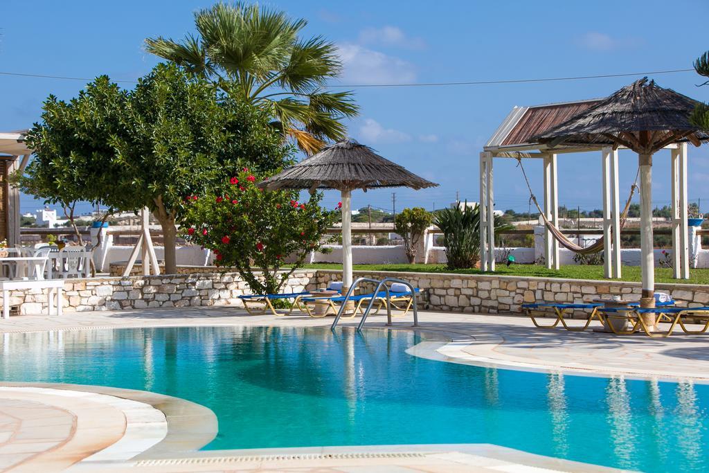 Fyrogenis Palace Páros 外观 照片